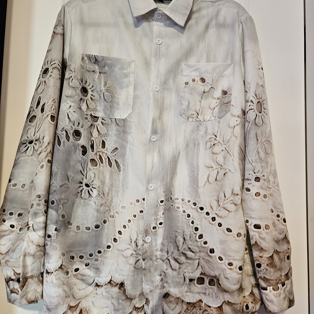 Stylish Lace Patterned Shirt - image 1